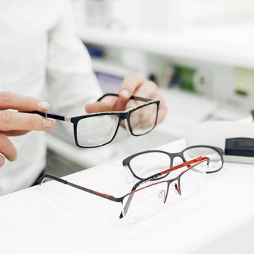 Guide To Prescription Glasses and Contact Lenses In Singapore